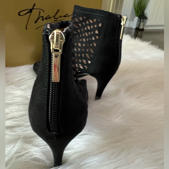NEW Thalia Soli Open Toe Women’s Booties - Picture 3 of 11